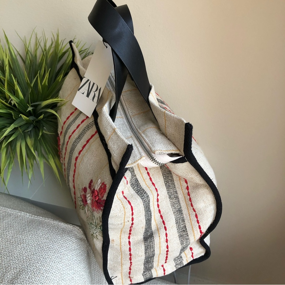 ❌SOLD❌Zara | Weekender Embroidered Bag - Picture 3 of 15